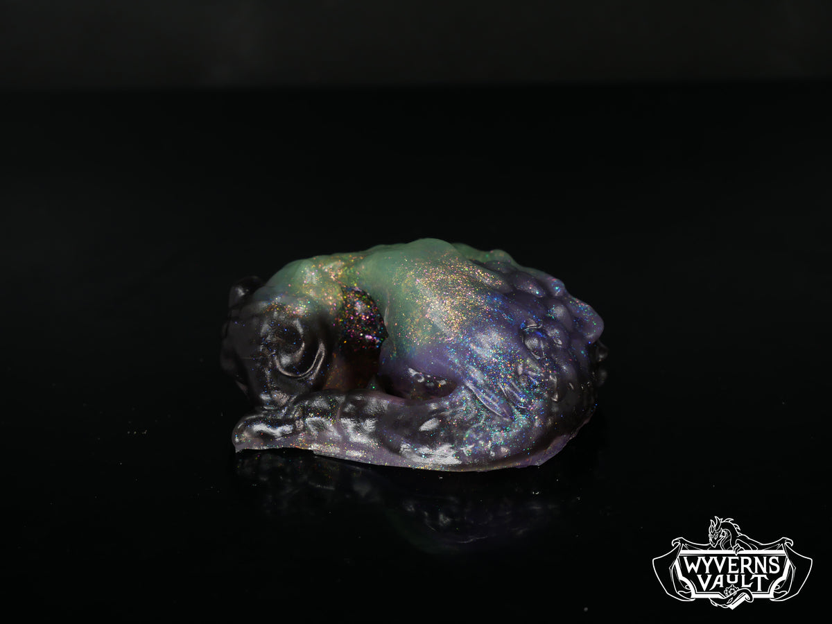 UV - Small Sleeping Wyvern - NC31
