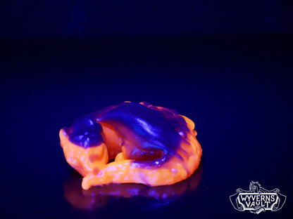 UV - Small Sleeping Wyvern - Soft 00-30
